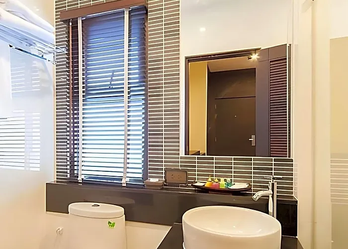 Tara Place מלון 3*